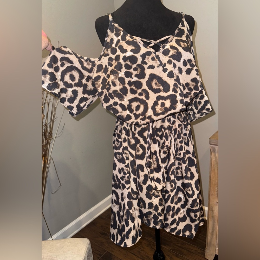 SHEIN, Cold Shoulder Short Sleeve Leopard Print Dress with Tie Belt, Size 1X